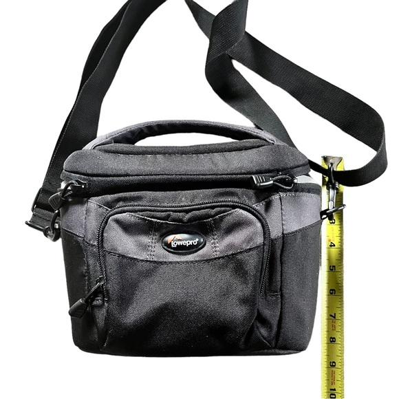 Lowepro Cirrus 120 Top-loading Camera Bag Water Resistant Shock-absorbent DSLR - Picture 2 of 9